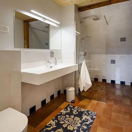 Vasekoja Complex Moldri (Voru)